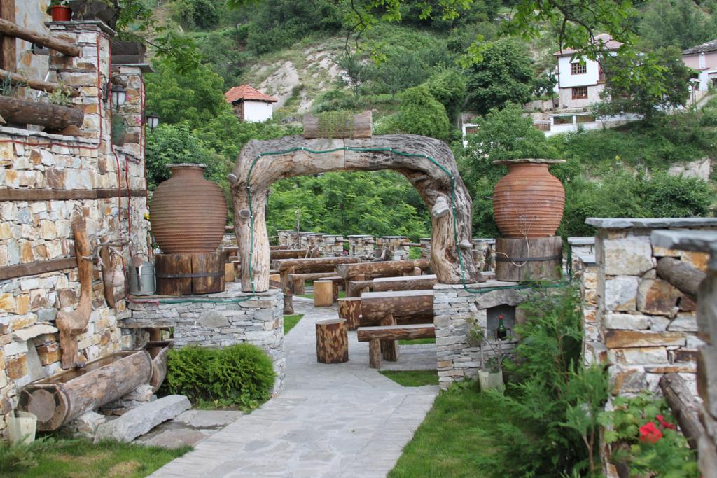 Шапкова Къща Hotel Delchevo Buitenkant foto